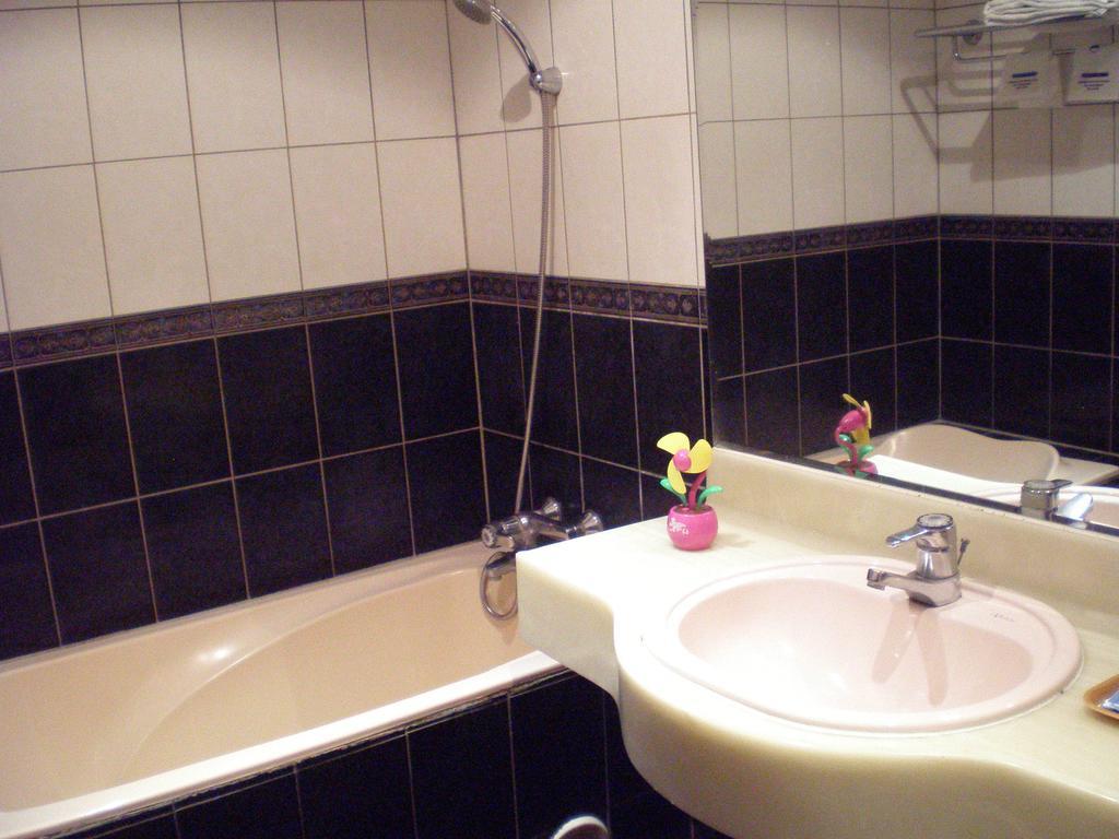 Emperor Hotel Kaohsiung Pokój zdjęcie
