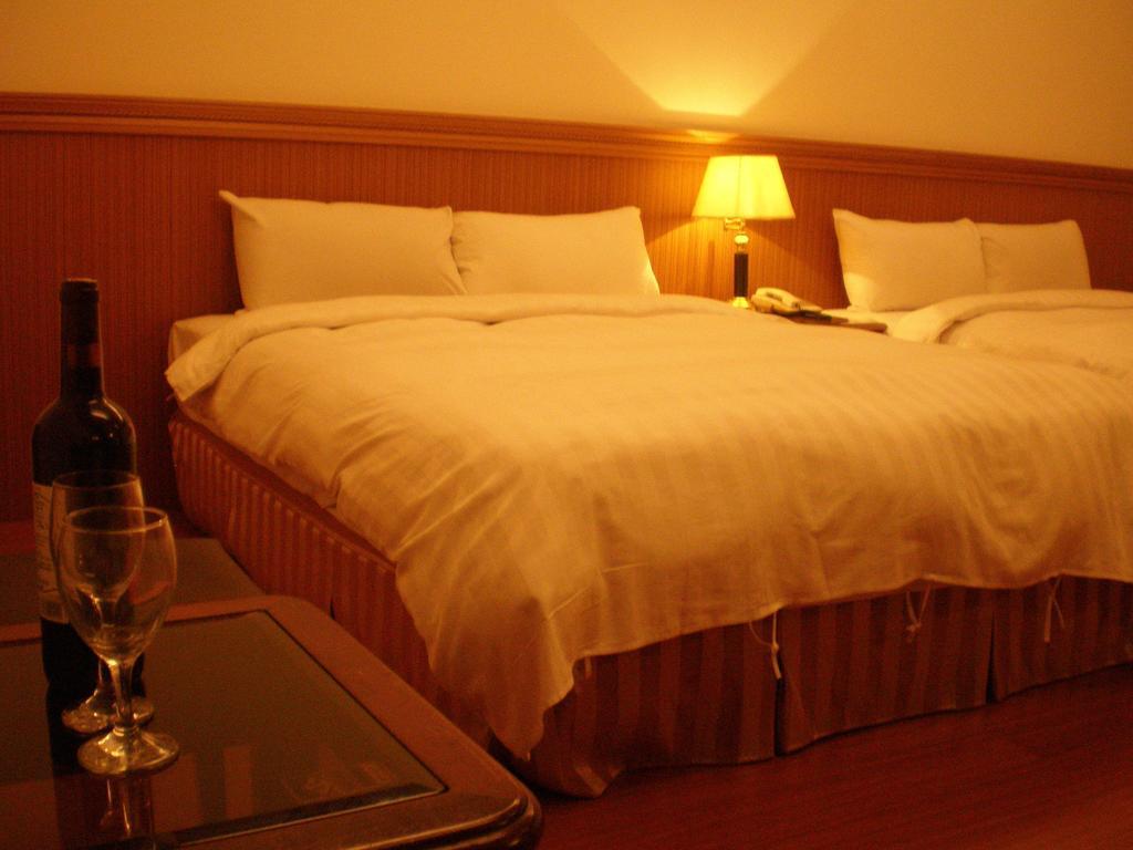 Emperor Hotel Kaohsiung Pokój zdjęcie