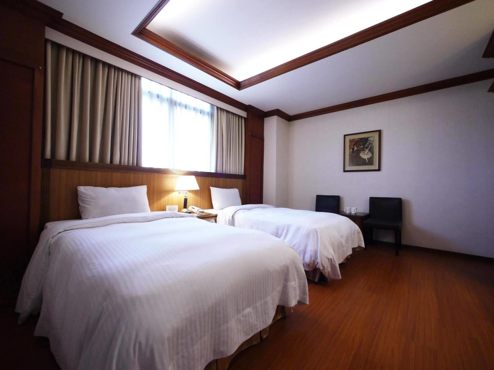 Emperor Hotel Kaohsiung Zewnętrze zdjęcie