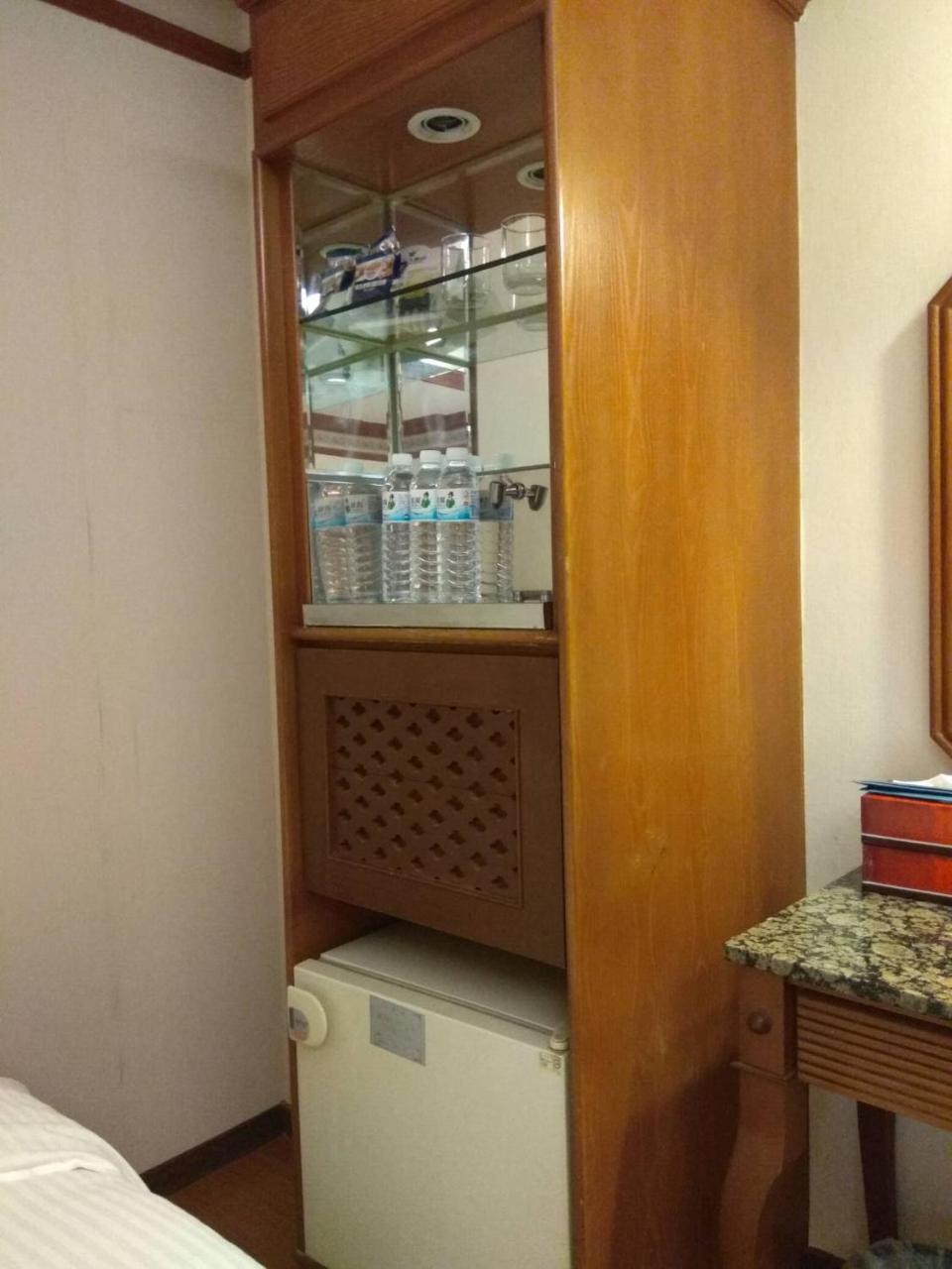 Emperor Hotel Kaohsiung Zewnętrze zdjęcie